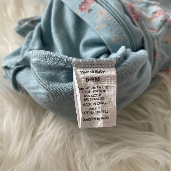 Varnait Baby footie - Picture 2 of 2